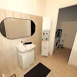 T2 Proche Centre * Nîmes
